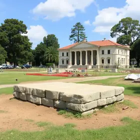 praça na Vila Fátima
