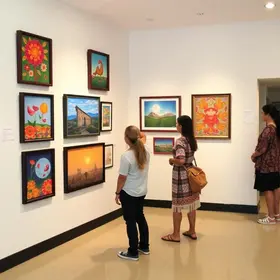 Profart reúne 200 obras de alunos em exposição no Suzano Shopping